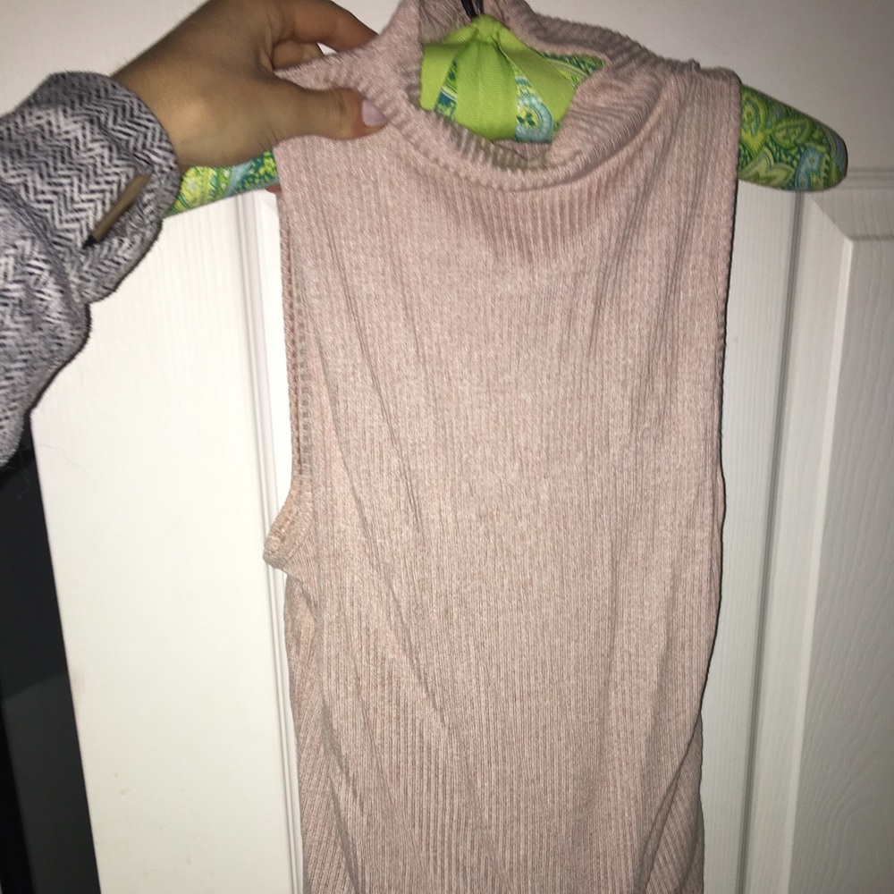 Light pink high neck crop top